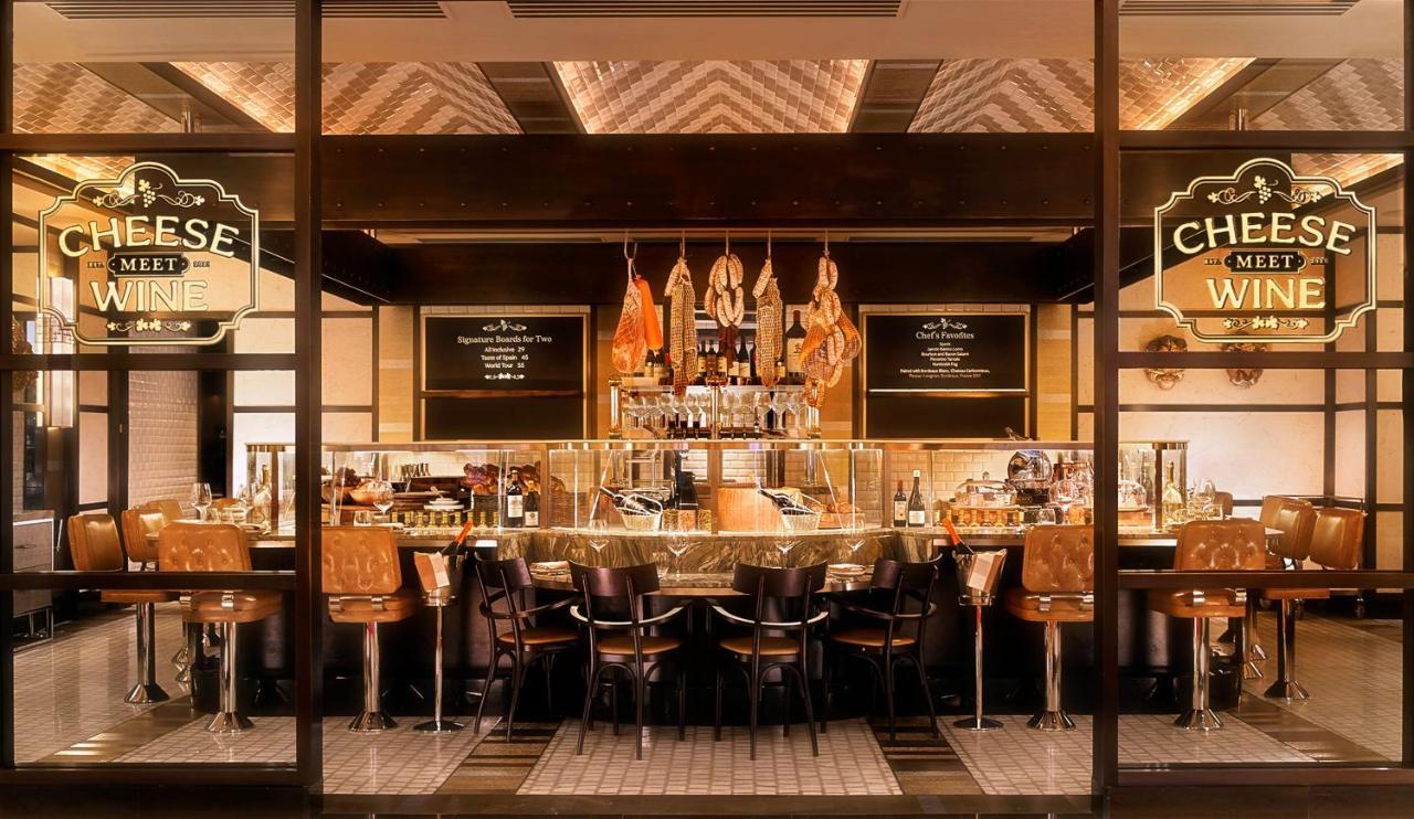 Encore Boston Harbor Everett Luaran gambar The Cheese & Wine Bar